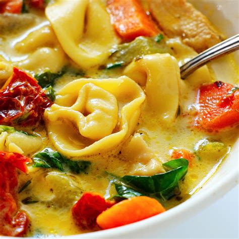 9 Chicken Tortellini Soup Recipes Yvonnekenzay