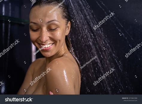 Sensual Portrait Young Beautiful Naked Woman库存照片 Shutterstock