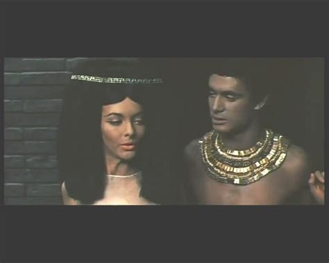 Faraon Nude Pics P Gina