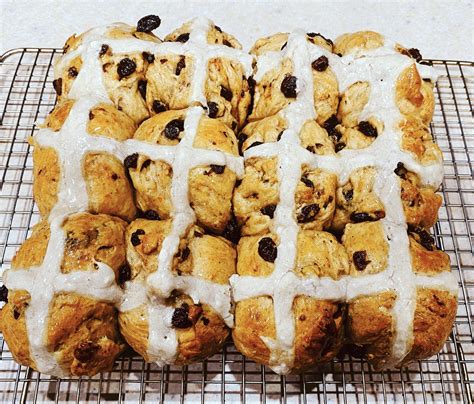 Hot Cross Buns Ziggy S Kitchen