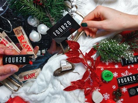 FOUR20 Holiday Gift Guide: Stocking Stuffers — FOUR20
