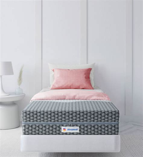 Buy Ortho Pro 75 Length 5 Inch Pu Foam Single Mattress At 10 Off By Sleepwell Pepperfry