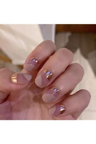 Nude Press On Nails Short Medium Square DOCVOEOMH Fake Nails With Art Lines Gold Glitter Design
