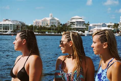 New Hot Sexy Brielle Von Hugel Bikini Pics