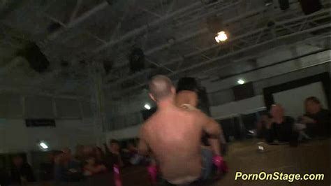 On Stage Videos Xvideos