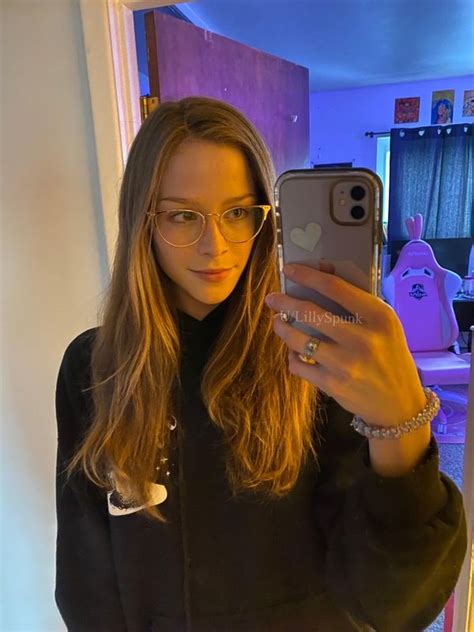 Lilly Spunk Lillyspunk Outer Space Fairy Nude Leaks OnlyFans OnlyFans Fapellino