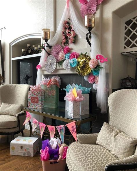 Pin By Cindi Jack On Baby Shower With Hot Air Balloons Tutus And Unicorns Balloons Decor