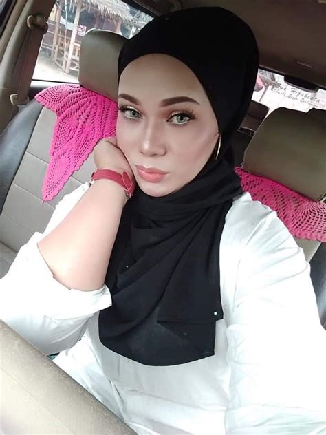 Pin By Kuba Bala On Mah Fashion Hijab Quick