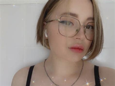 Tori Hot Cam Model Free Live Sex Show Chat Stripchat