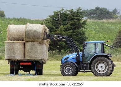 loading tractor images stock  vectors shutterstock