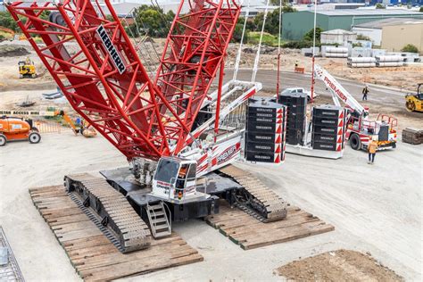 Crawler Crane Hire In Melbourne And Vic Premier Cranes And Rigging