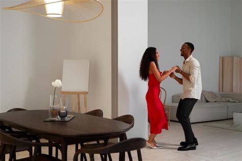 Free Photo Amateur Couple Dancing Salsa Together