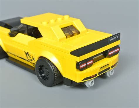LEGO 75893 2018 Dodge Challenger SRT Demon and 1970 Dodge Charger R/T ...