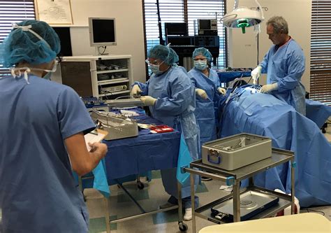 Surgical Technology Lab Provides Great Training For Operating Room