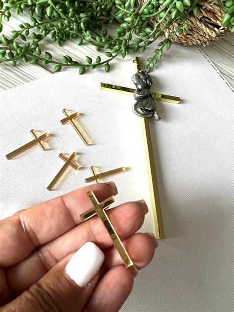 Cruz Latina Whimsy Designs USA