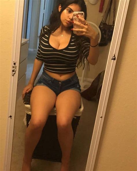 Unreal Curves Porn Pic