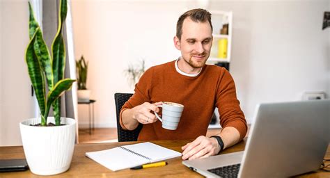 Benefits of Hiring a Professional Freelancer for Your Business | Voices ...