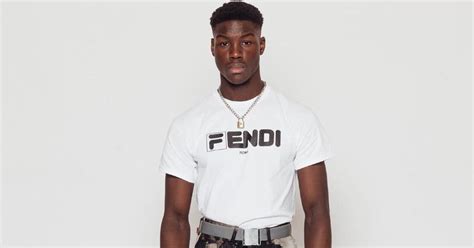 Too Hot To Handle Season Who Is Chris Alli Model On Quest To Find What S Important Love