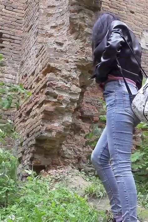 Soaking The Slope By Got Pee Where Girls Come To Piss Amateur Amateur Porn Xhamster