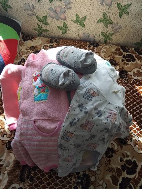 Большой пакет детских вещей от рождения боди , кофточки , ползунки ...
