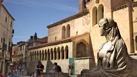 segovia   days      hellotickets