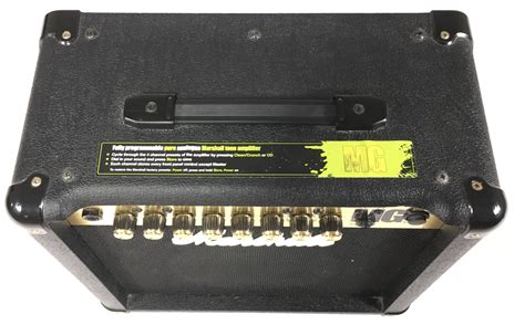 Amplificatore chitarra Marshall MG15FX