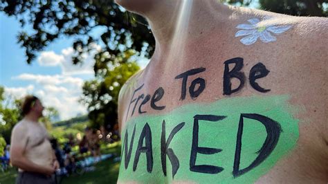 Wisconsin Gop Eyes Complete Ban On Public Nudity After Minor Photographed At Naked Bike Ride