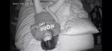 Busty MILF Has Explosive Cam Orgasm With New Vibrator XHamster