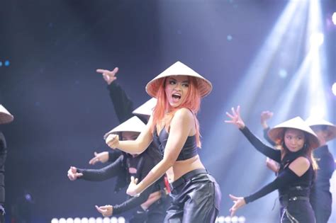 Mai Ng Gymer Phan Thi T D Ng Con V N L Th Sinh Hot Khi I Thi Hoa H U