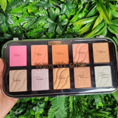 Ready Set Glow All In One Face Palette The Make Up Artist Project