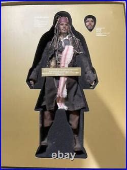 Hot Toys Dx Pirates Of The Caribbean Jack Sparrow Pirates Of The Caribbean