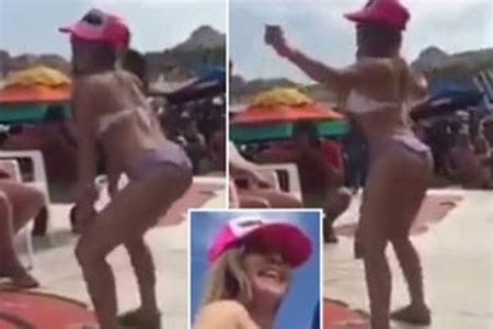 Sa thải cô giáo bị tung ảnh mặc bikini nhảy nhót gợi cảm