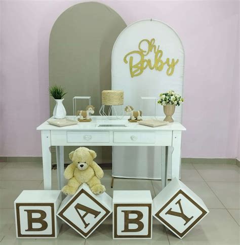 Chá de Bebê Branco e Nude Pamella Graciani