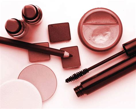 200 Makeup Wallpapers