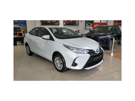 Seminovos RJ TOYOTA YARIS 2023 1 5 16V FLEX SEDAN XL LIVE MULTIDRIVE