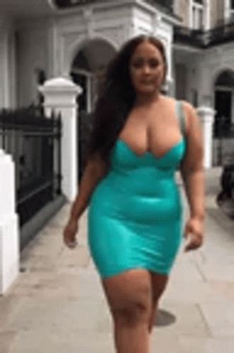 Curvy GIF - Curvy - Discover & Share GIFs