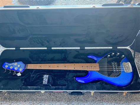 Sold Ernie Ball Music Man Stingray Special H Bass Guitar