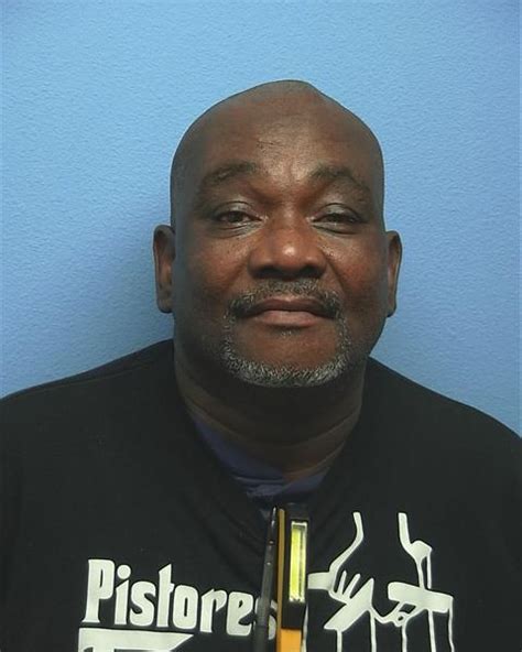 Ladell Davis Sex Offender Or Kidnapper In Yakima WA 98902 WA1176192