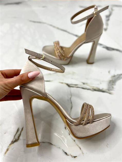 Сандали Avrora Nude Shine Сандали