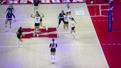 Harper Murray Kill Down The Line Wins Set Two Nebraska Husker