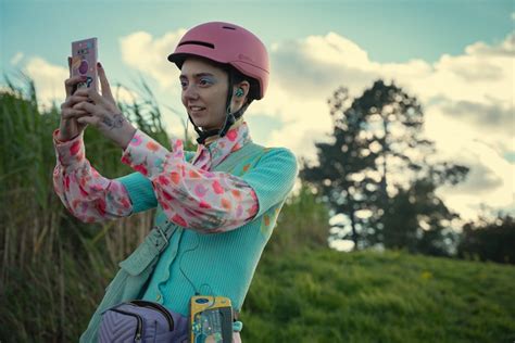 Sex Education Tung B Nh M A Netizen L I L N Ra X U V T O H Nh Nam Ch Nh Gi Kh Ng L I