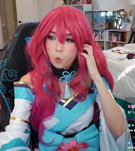 Emiru Ahri Hentai Senpai S Paradise