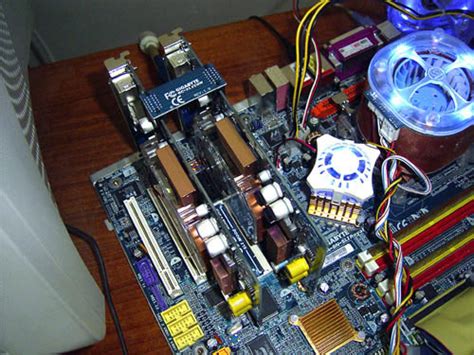 Технология SLI: AMD против Intel / Видеокарты