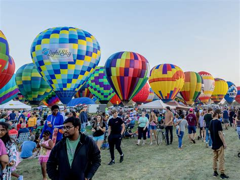 A Night of Magic and Color: The Balloon Glow Festival 2023 – The Bridge