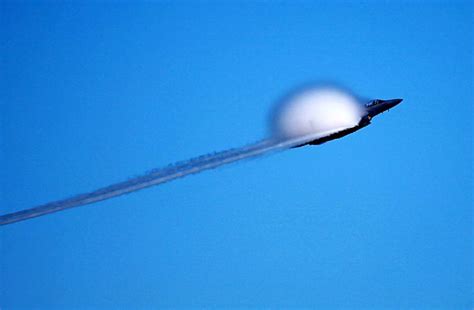 FA-15 Strike Eagle reaches the sound barrier Fighter Aircraft, Fighter ...