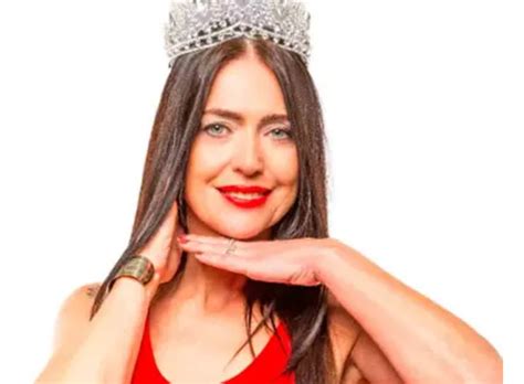 Modelo De 60 Años Pierde La Corona En Miss Argentina El Pueblo