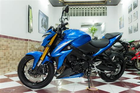 P Th Ng Suzuki Gsx S Abs Naked Bike Ph N Kh I