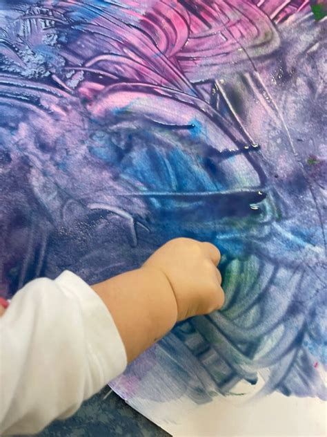 Pittura Con Il Ghiaccio Bambini Super Felici Asilo Nido Micronido