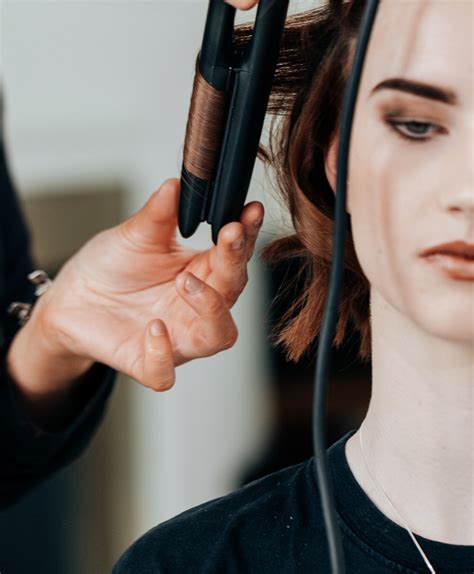 How to Clean Styling Tools and Hair Dryers - Wahl UK