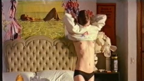 Naked Leonora Fani In Calde Labbra